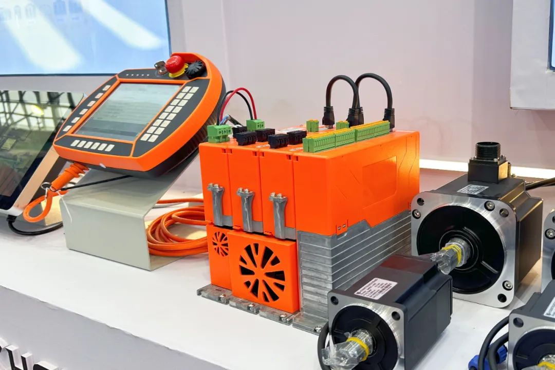 图片4.png 图片4.png